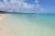 ILE MAURICE, Pointe d'esny plage publique Maurice - rendez-vous  la pointe d'esny vers mahbourg / blue bay. il n'existe qu'un seul accs  la plage publique. il faut absolument s'y arrter car la plage publique de blue bay cot est vaut le dtour. attention l'accs se fait  pied. l'entre est trs troite, ce n'est pas facilement reprable, roulez doucement. le sable est fin, blanc. le lagon est bleu cyan puissant, magique !.