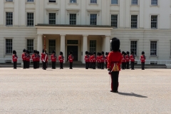 Londres, Buckingham Palace, relève de la garde