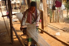 Laos, enfant, tissage
