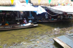 Thaïlande, Bangkok, bateau sur les klongs du fleuve Chao Phraya, marché flottant