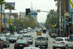 USA, Côte ouest, Los Angeles, rues et voitures en circulation