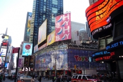 New York City, USA, Broadway, Time Square, Toyz R us, enseignes lumineuses