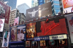 New York City, USA, Broadway, Manhattan, Time Square, enseignes lumineuses, Virgin