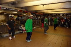 New York City, USA, Manhattan, danseurs hip-hop dans le métro