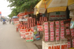 Vietnam, la rue et ses boutiques de nourriture