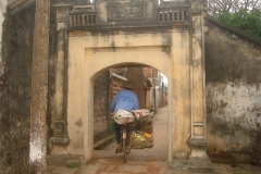 Vietnam, rue ancienne et vélo