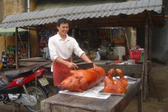 Vietnam, cochon grillé