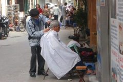 Vietnam, coiffeur de rue