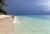ILE MAURICE, Plage Flic en Flac - la plage de flic en flac est une plage publique. un parking permet de garer de nombreuses voitures. des restaurants  emporter proposent tous les plats mauriciens trs connus. les filaos offrent de l'ombre sur le sable chaud. la barrire de corail est  deux cents mtres de la plage. le lagon est magnifique et les plonges avec masque et tuba sont extraordinaires. on y passe des heures. pas de sports nautiques  cause du platier corallien. l'eau est trs propre et tide en novembre et avril.  .