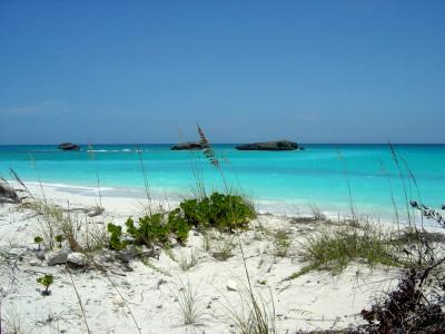 Plage des bahamas  Three sisters rocks, Great Exuma