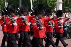 Londres, Buckingham Palace, relève de la garde