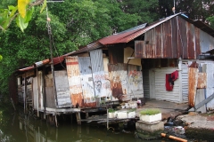 Rivière, maisons colorées, Malacca, Malaisie