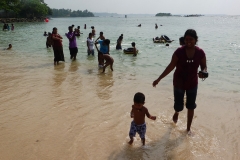 Sri Lanka, la plage en famille