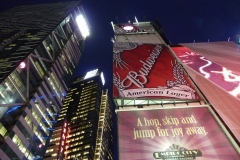 New York City, USA, Manhattan, Broadway, Time Square la nuit