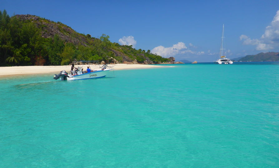 Plage Anse Saint-José Curieuse Seychelles