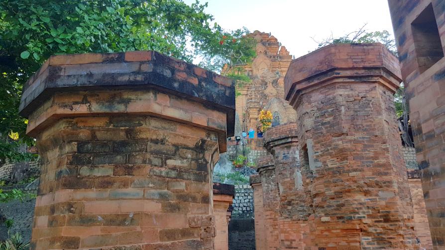 Tours Po Nagar Cham à Nha Trang temple Vietnam