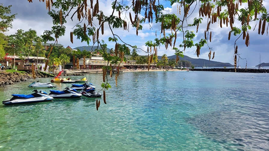 Martinique, plage de la Pointe du bout, Le Bakoua