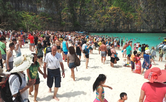 plage de Maya Bay à Koh Phi Phi en Thaïlande