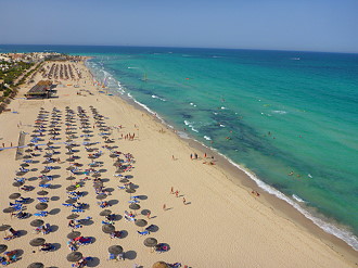 Plage Yati à Djerba face à l'hôtel Vincci Helios