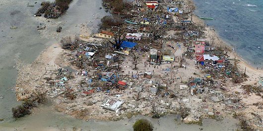 Philippines après le passage du typhon Haiyan le 8 novembre 2013
