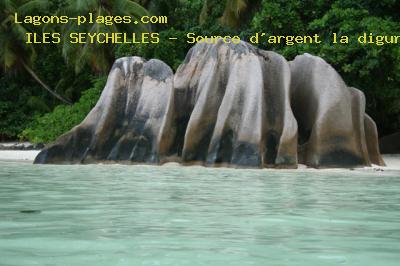 Plage des seychelles à Source d'argent la digue