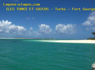 Plage de turks et caicos à Turks - Fort George Cay