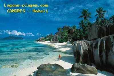 Plage des comores à Moheli