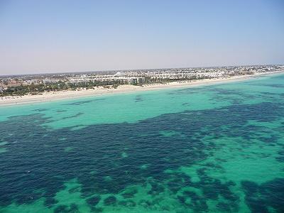 Plage de la tunisie à Djerba vue du ciel