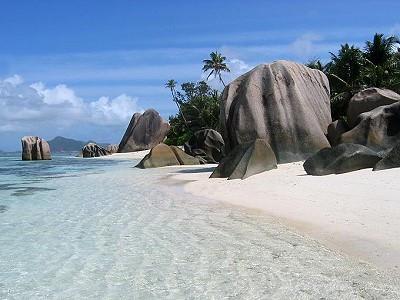 Plage des seychelles à La Digue Source d'argent