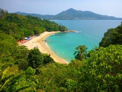 Plage de la thailande à Phuket Laemsing beach