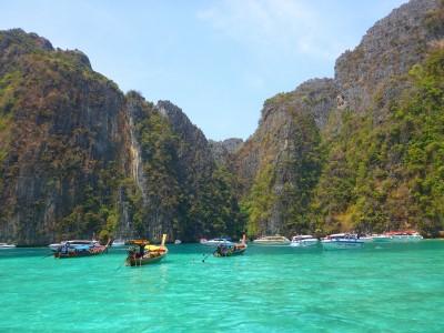 Plage de la thailande à Koh Phi Phi Pileh cove