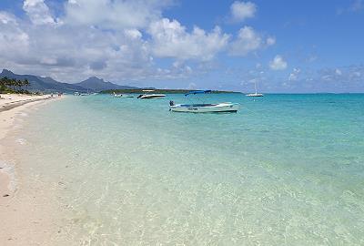 Plage de l' ile maurice à Pointe d'esny plage publique Maurice